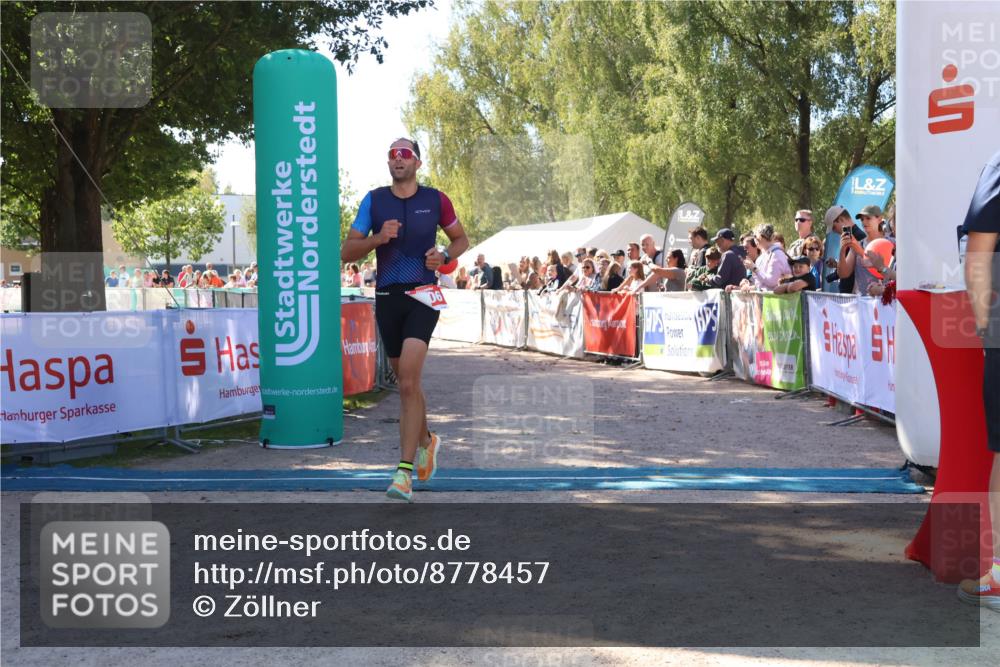 07.09.2025 - 19. Norderstedt Triathlon Zöllner http://msf.ph/oto/8778457 07.09.2025 12:29:44 Ziel 1217, 1306 meine-sportfotos.de