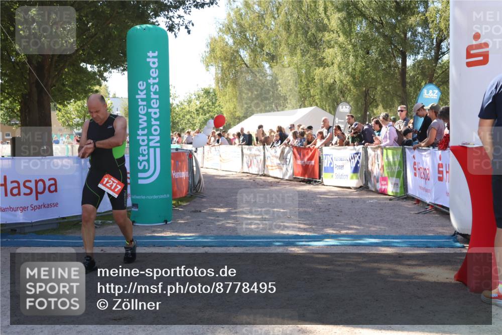 07.09.2025 - 19. Norderstedt Triathlon Zöllner http://msf.ph/oto/8778495 07.09.2025 12:29:51 Ziel 1217 meine-sportfotos.de