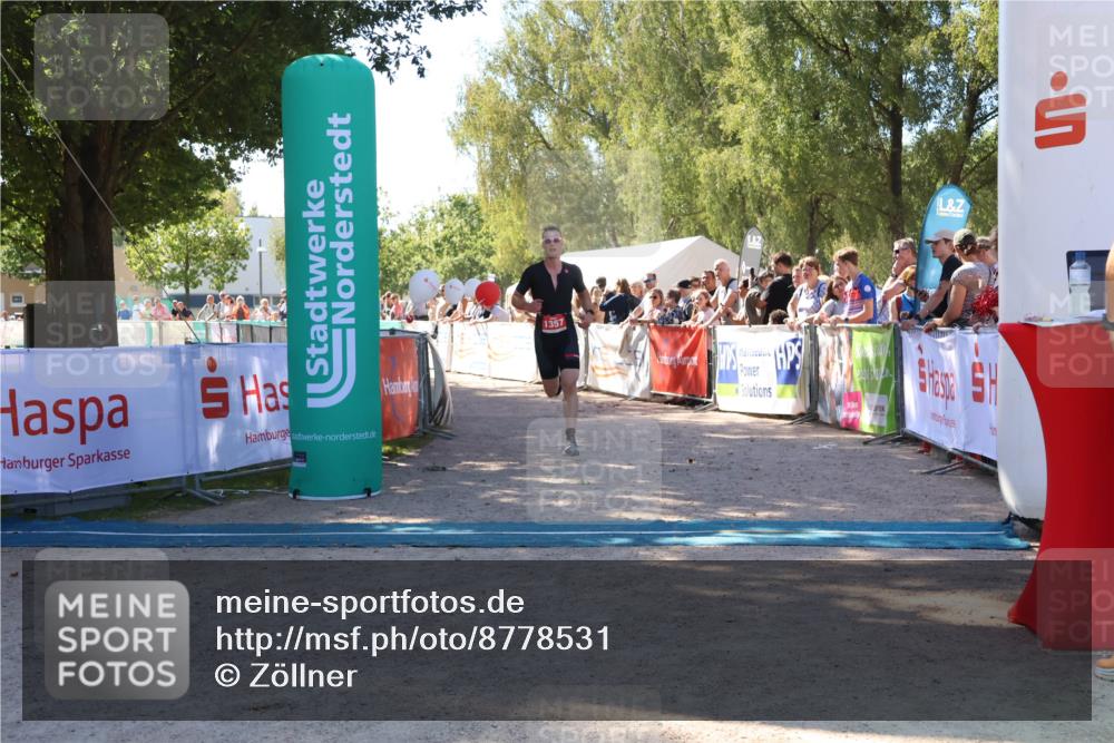 07.09.2025 - 19. Norderstedt Triathlon Zöllner http://msf.ph/oto/8778531 07.09.2025 12:30:18 Ziel 1357 meine-sportfotos.de