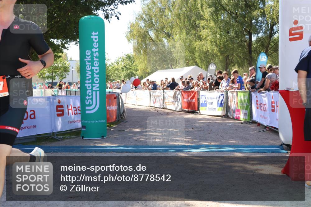 07.09.2025 - 19. Norderstedt Triathlon Zöllner http://msf.ph/oto/8778542 07.09.2025 12:30:20 Ziel 1357 meine-sportfotos.de