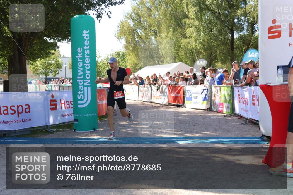 07.09.2025 - 19. Norderstedt Triathlon Zöllner http://msf.ph/oto/8778685 07.09.2025 12:31:44 Ziel 237 meine-sportfotos.de