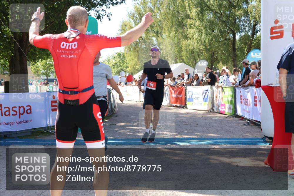 07.09.2025 - 19. Norderstedt Triathlon Zöllner http://msf.ph/oto/8778775 07.09.2025 12:33:45 Ziel 191, 782, 801, 1223, 1265 meine-sportfotos.de