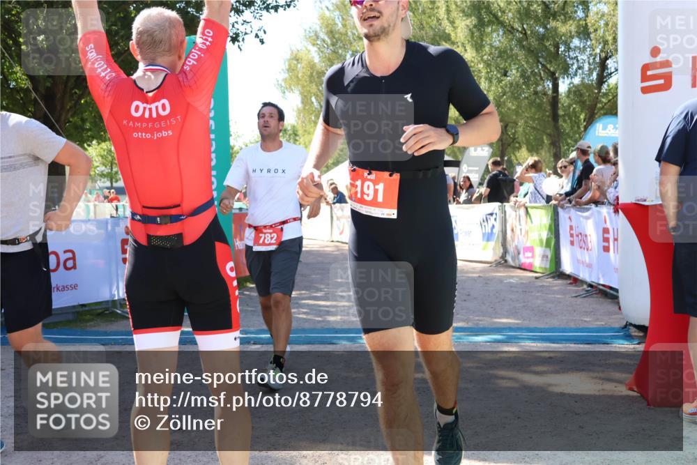 07.09.2025 - 19. Norderstedt Triathlon Zöllner http://msf.ph/oto/8778794 07.09.2025 12:33:47 Ziel 191, 782, 801, 815, 1265 meine-sportfotos.de