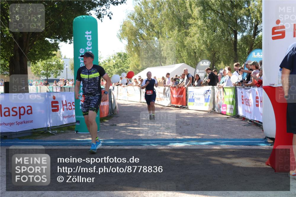 07.09.2025 - 19. Norderstedt Triathlon Zöllner http://msf.ph/oto/8778836 07.09.2025 12:33:51 Ziel 191, 782, 815, 1265 meine-sportfotos.de