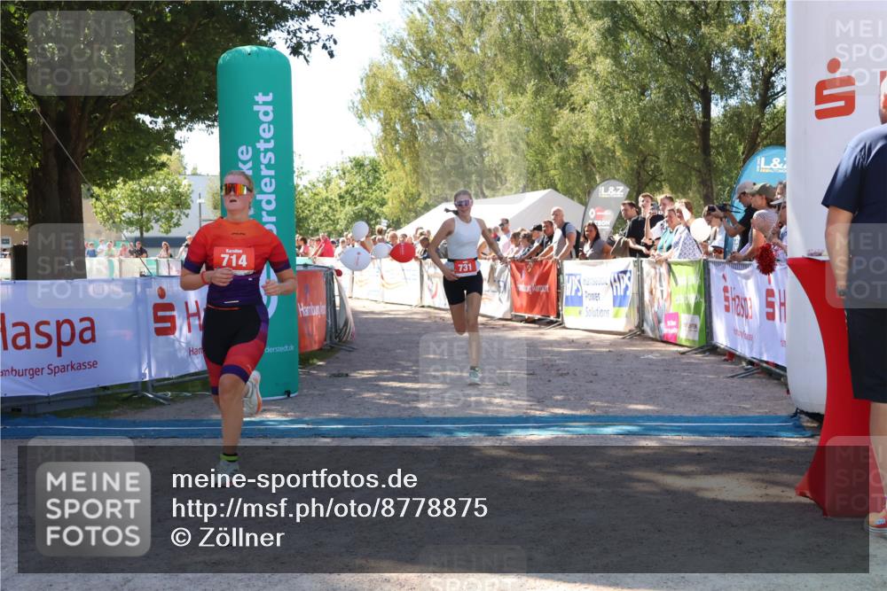 07.09.2025 - 19. Norderstedt Triathlon Zöllner http://msf.ph/oto/8778875 07.09.2025 12:33:59 Ziel 714, 731 meine-sportfotos.de