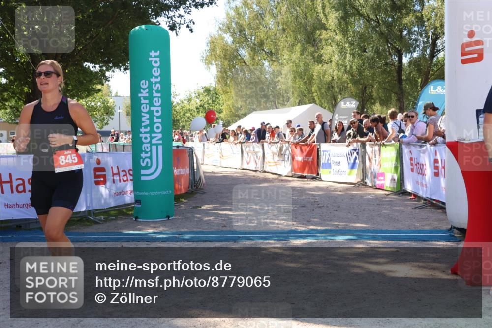 07.09.2025 - 19. Norderstedt Triathlon Zöllner http://msf.ph/oto/8779065 07.09.2025 12:35:56 Ziel 845 meine-sportfotos.de