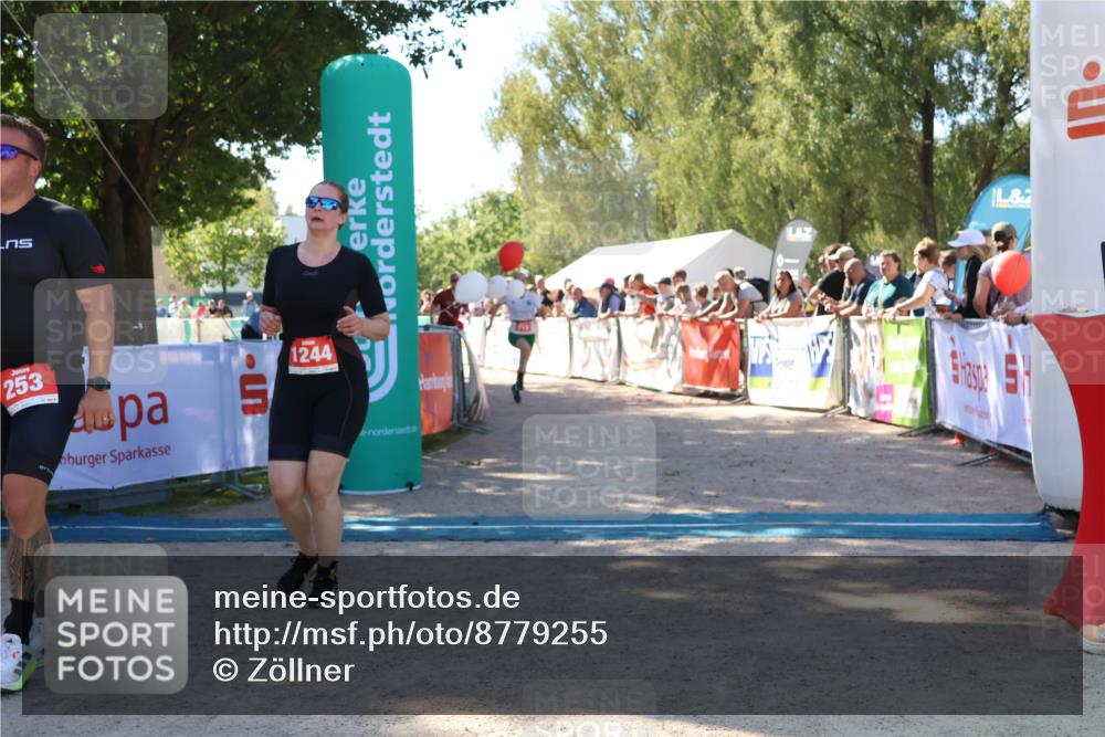 07.09.2025 - 19. Norderstedt Triathlon Zöllner http://msf.ph/oto/8779255 07.09.2025 12:37:38 Ziel 253, 280, 719, 861, 1244 meine-sportfotos.de