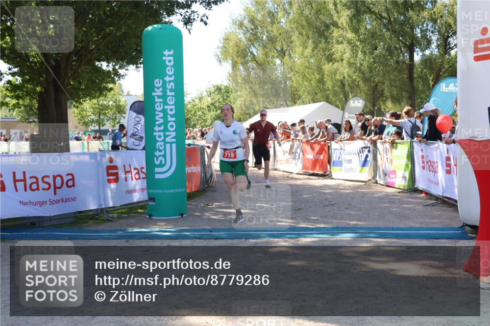 07.09.2025 - 19. Norderstedt Triathlon Zöllner http://msf.ph/oto/8779286 07.09.2025 12:37:40 Ziel 253, 280, 719, 861, 1244 meine-sportfotos.de