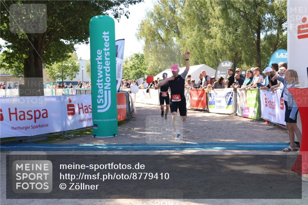 07.09.2025 - 19. Norderstedt Triathlon Zöllner http://msf.ph/oto/8779410 07.09.2025 12:38:29 Ziel 136, 859 meine-sportfotos.de
