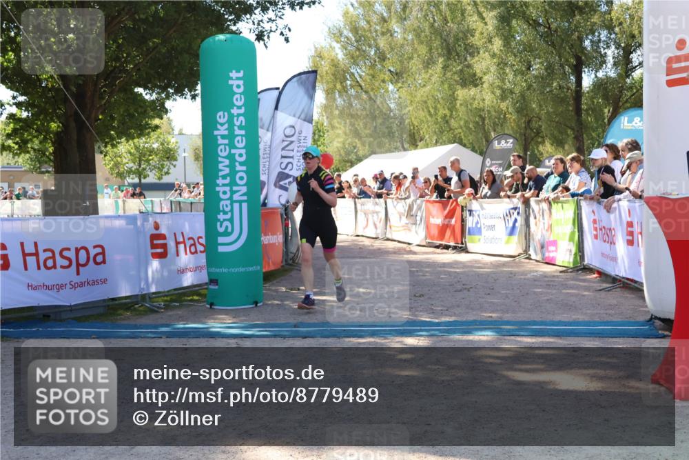 07.09.2025 - 19. Norderstedt Triathlon Zöllner http://msf.ph/oto/8779489 07.09.2025 12:38:47 Ziel 299 meine-sportfotos.de