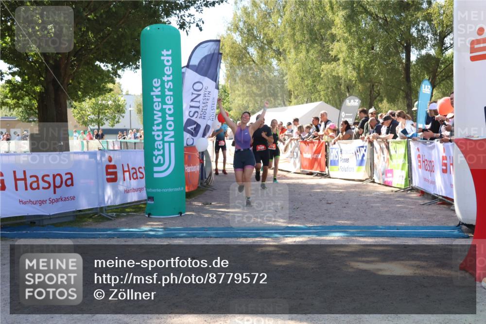 07.09.2025 - 19. Norderstedt Triathlon Zöllner http://msf.ph/oto/8779572 07.09.2025 12:40:14 Ziel 748, 763, 767, 778, 1239 meine-sportfotos.de