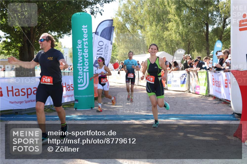 07.09.2025 - 19. Norderstedt Triathlon Zöllner http://msf.ph/oto/8779612 07.09.2025 12:40:17 Ziel 748, 763, 767, 778, 1239 meine-sportfotos.de
