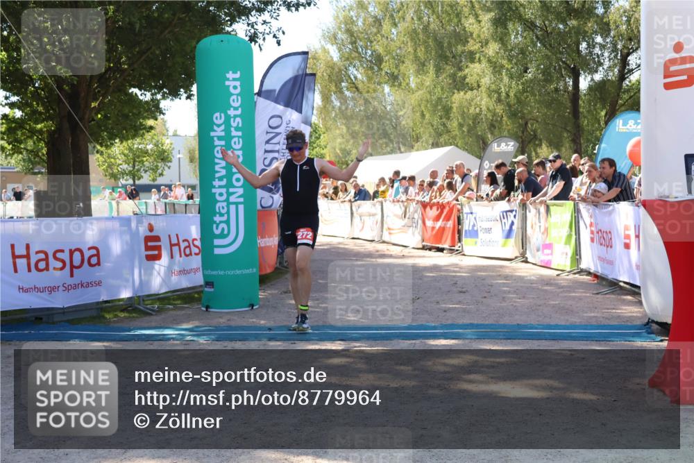 07.09.2025 - 19. Norderstedt Triathlon Zöllner http://msf.ph/oto/8779964 07.09.2025 12:45:52 Ziel 1272 meine-sportfotos.de