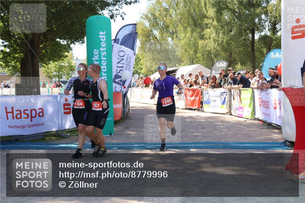 07.09.2025 - 19. Norderstedt Triathlon Zöllner http://msf.ph/oto/8779996 07.09.2025 12:46:23 Ziel 184, 226, 267, 1246 meine-sportfotos.de