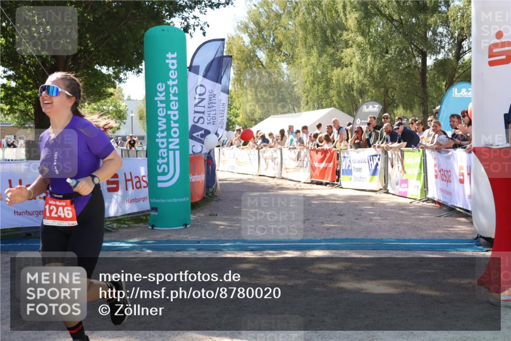 07.09.2025 - 19. Norderstedt Triathlon Zöllner http://msf.ph/oto/8780020 07.09.2025 12:46:24 Ziel 184, 226, 267, 1246 meine-sportfotos.de