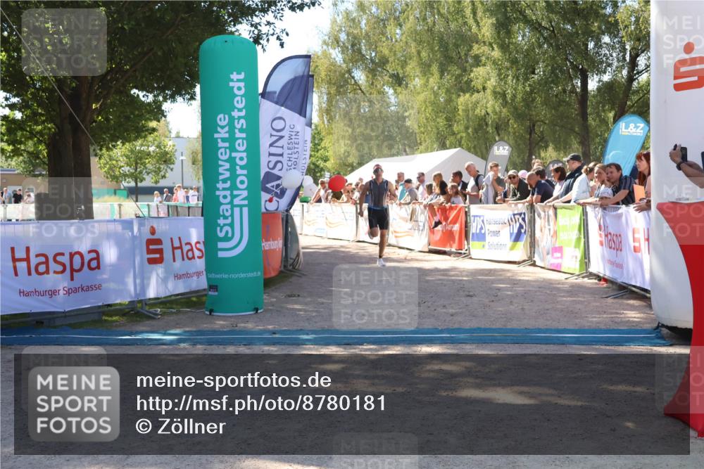 07.09.2025 - 19. Norderstedt Triathlon Zöllner http://msf.ph/oto/8780181 07.09.2025 12:47:44 Ziel 151 meine-sportfotos.de