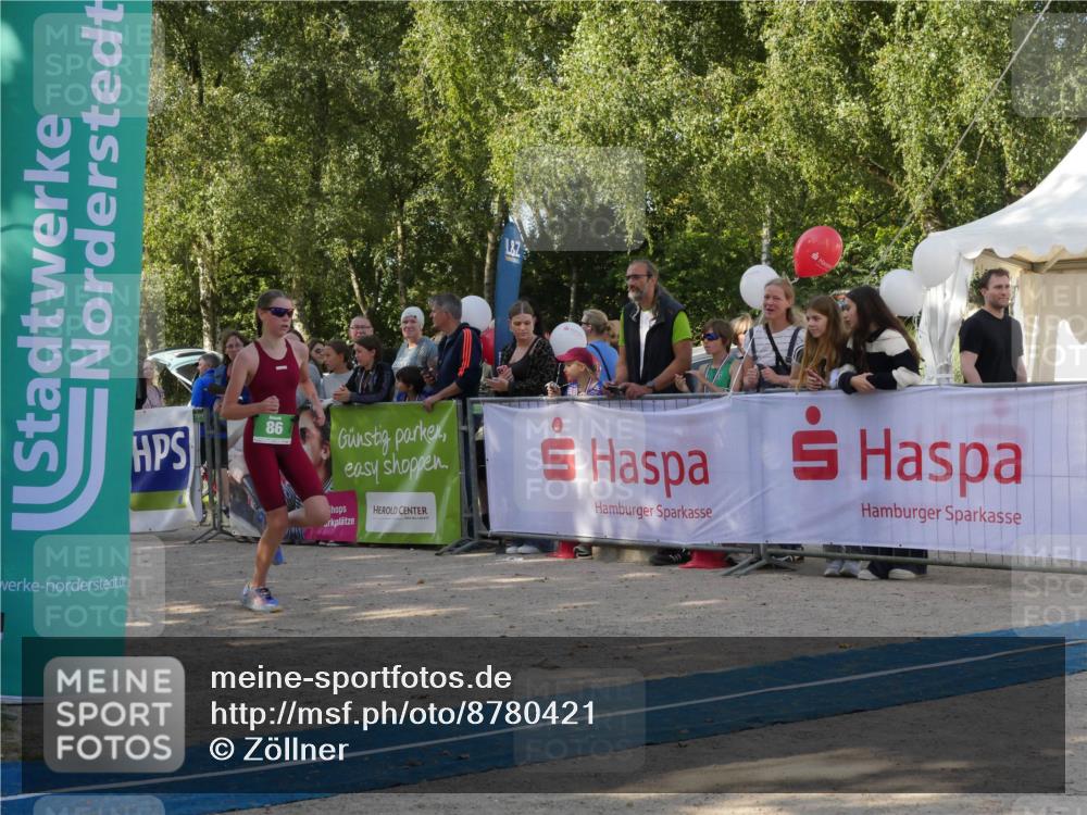 07.09.2025 - 19. Norderstedt Triathlon Zöllner http://msf.ph/oto/8780421 07.09.2025 10:52:40 Ziel 86 meine-sportfotos.de