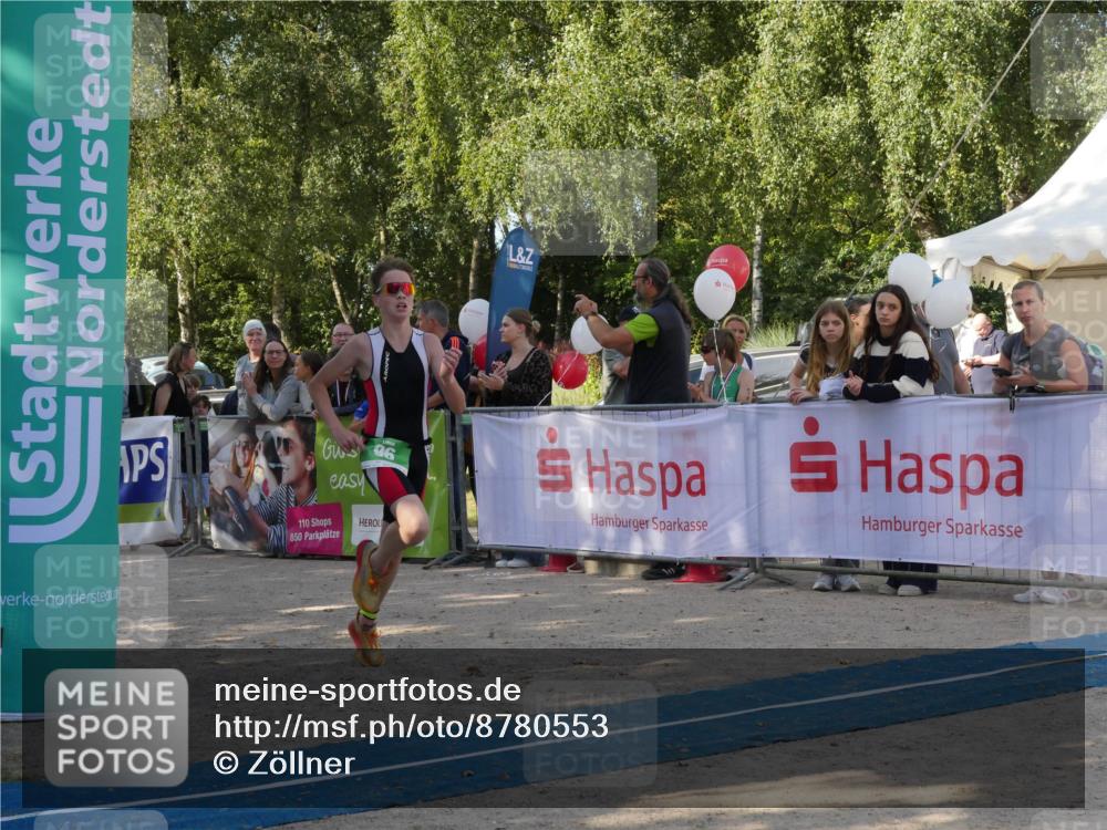 07.09.2025 - 19. Norderstedt Triathlon Zöllner http://msf.ph/oto/8780553 07.09.2025 10:54:07 Ziel 96, 672 meine-sportfotos.de