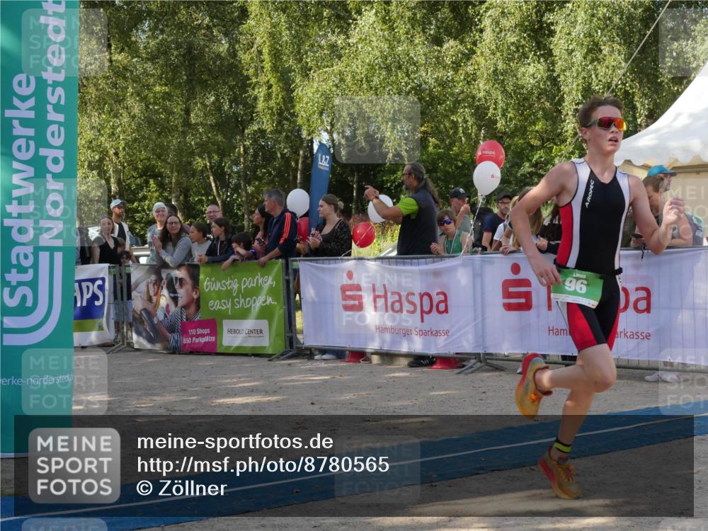 07.09.2025 - 19. Norderstedt Triathlon Zöllner http://msf.ph/oto/8780565 07.09.2025 10:54:08 Ziel 96, 672 meine-sportfotos.de