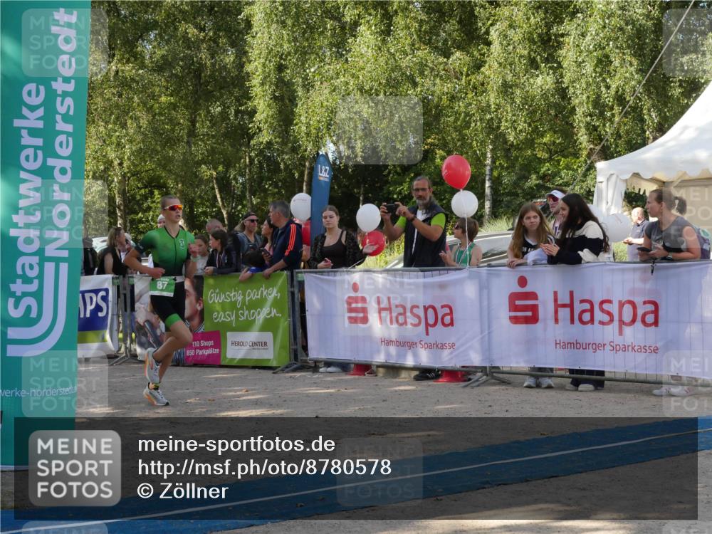 07.09.2025 - 19. Norderstedt Triathlon Zöllner http://msf.ph/oto/8780578 07.09.2025 10:54:15 Ziel 87 meine-sportfotos.de