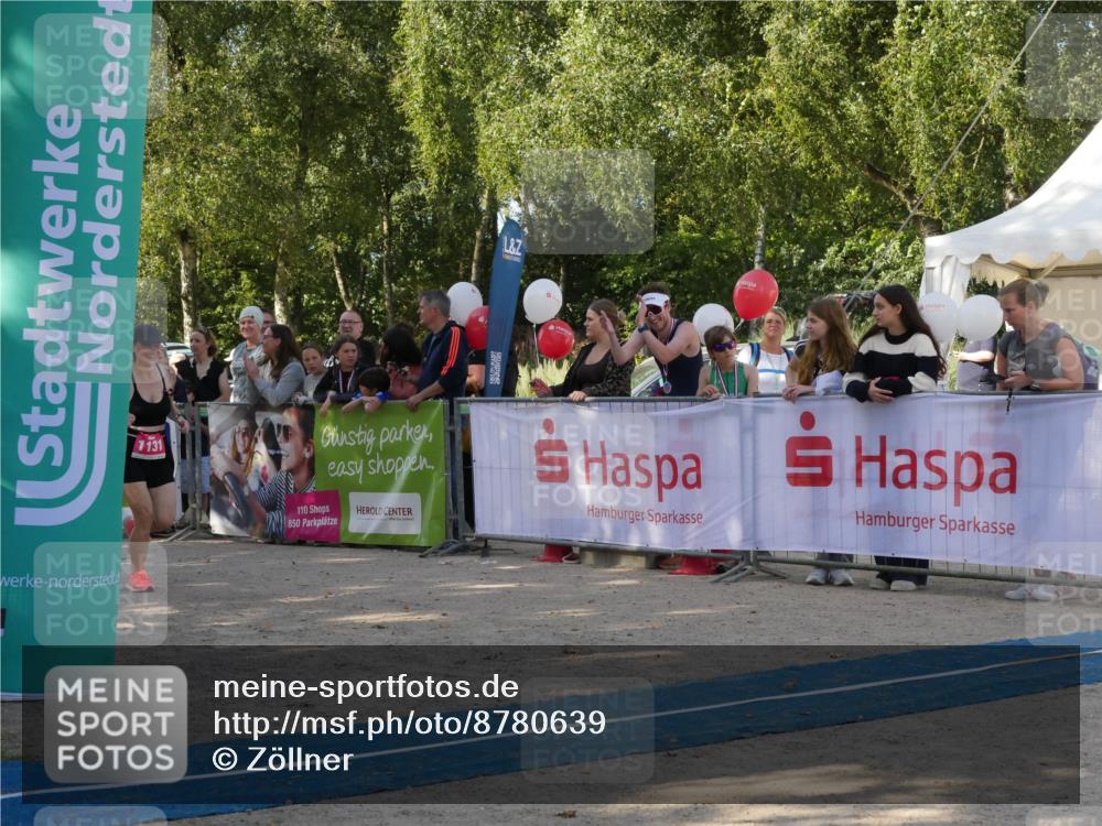 07.09.2025 - 19. Norderstedt Triathlon Zöllner http://msf.ph/oto/8780639 07.09.2025 10:54:42 Ziel 657, 1131 meine-sportfotos.de