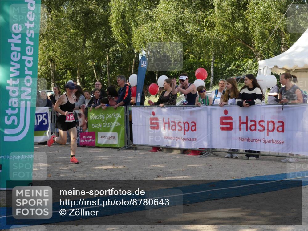 07.09.2025 - 19. Norderstedt Triathlon Zöllner http://msf.ph/oto/8780643 07.09.2025 10:54:43 Ziel 657, 1131 meine-sportfotos.de