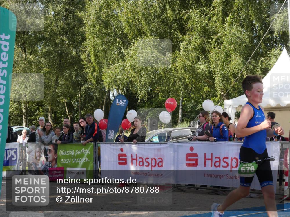 07.09.2025 - 19. Norderstedt Triathlon Zöllner http://msf.ph/oto/8780788 07.09.2025 10:55:21 Ziel 676 meine-sportfotos.de