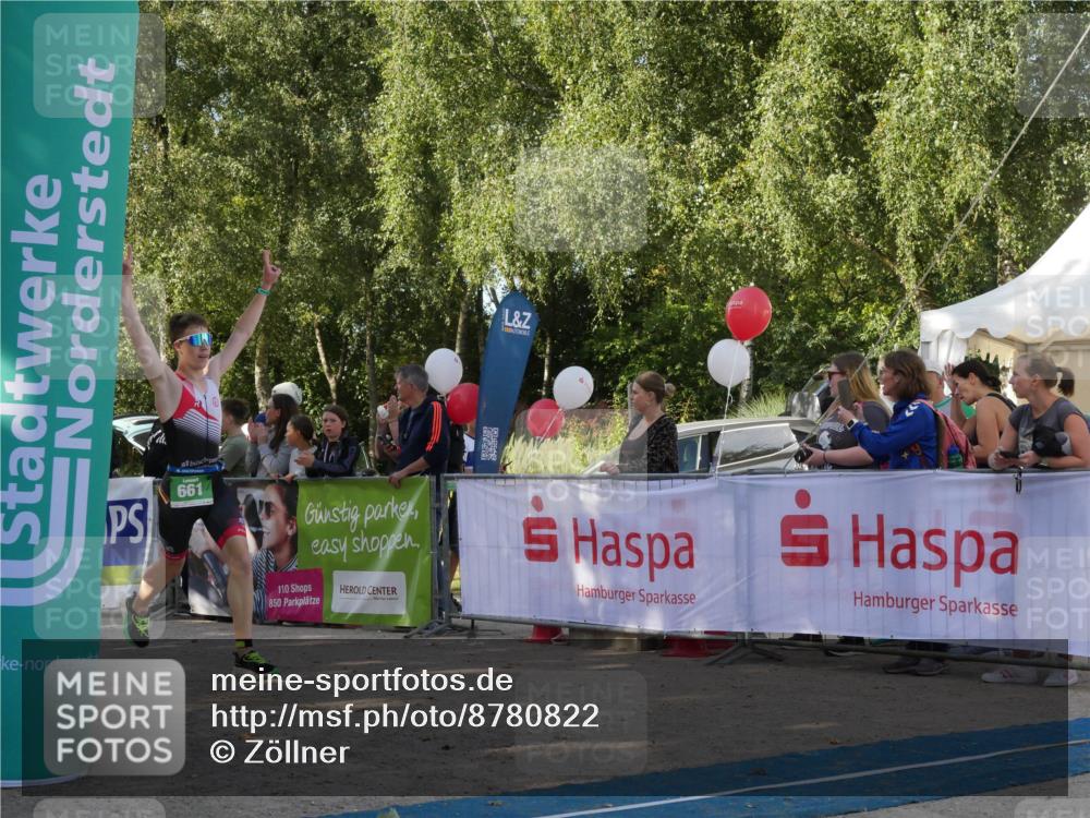 07.09.2025 - 19. Norderstedt Triathlon Zöllner http://msf.ph/oto/8780822 07.09.2025 10:55:56 Ziel 637, 661, 680 meine-sportfotos.de