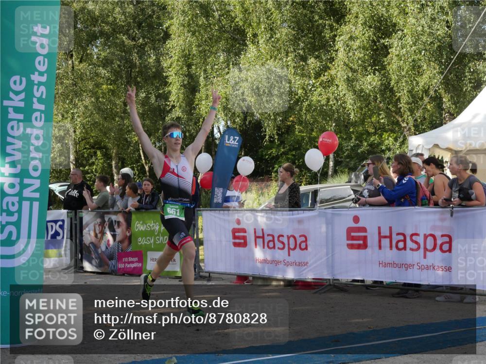 07.09.2025 - 19. Norderstedt Triathlon Zöllner http://msf.ph/oto/8780828 07.09.2025 10:55:56 Ziel 637, 661, 680 meine-sportfotos.de
