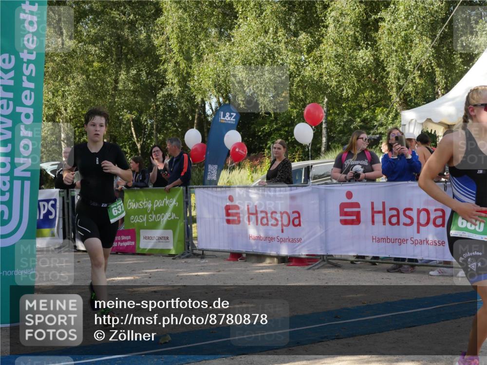07.09.2025 - 19. Norderstedt Triathlon Zöllner http://msf.ph/oto/8780878 07.09.2025 10:56:00 Ziel 134, 637, 661, 680 meine-sportfotos.de