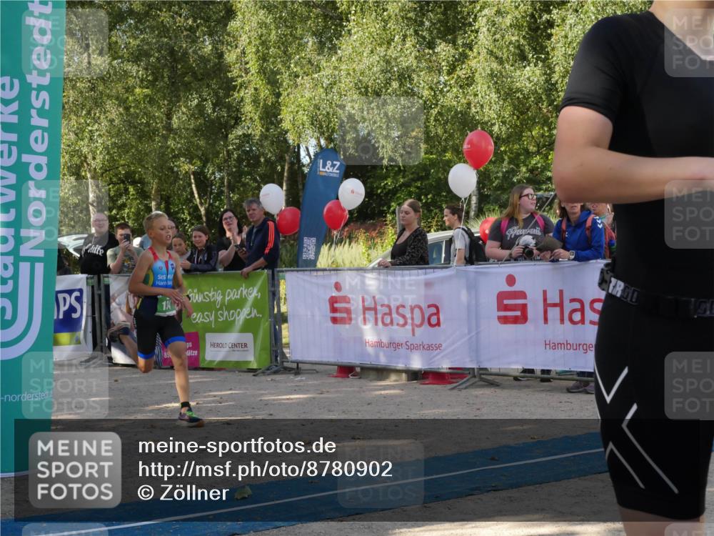 07.09.2025 - 19. Norderstedt Triathlon Zöllner http://msf.ph/oto/8780902 07.09.2025 10:56:02 Ziel 134, 637, 661, 680 meine-sportfotos.de