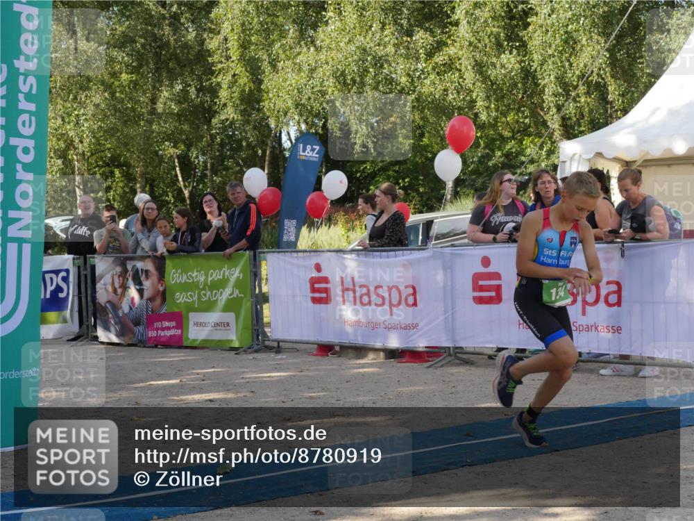07.09.2025 - 19. Norderstedt Triathlon Zöllner http://msf.ph/oto/8780919 07.09.2025 10:56:03 Ziel 134, 637, 661, 680 meine-sportfotos.de