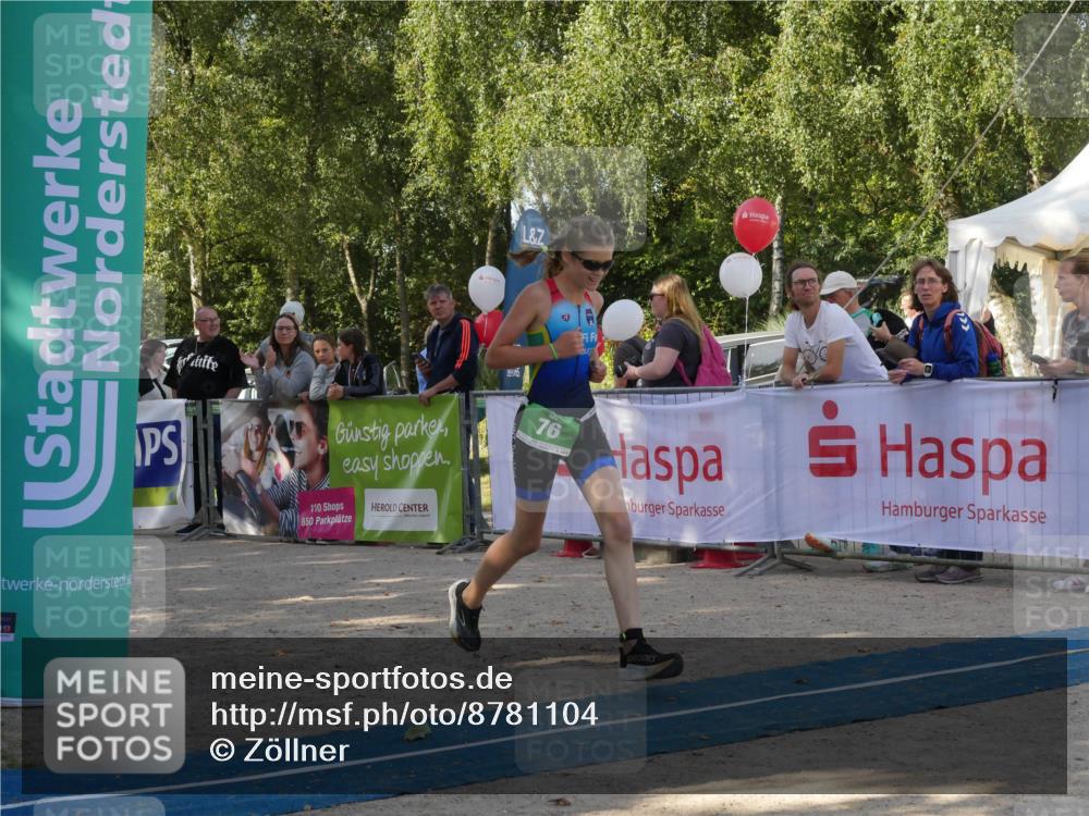 07.09.2025 - 19. Norderstedt Triathlon Zöllner http://msf.ph/oto/8781104 07.09.2025 10:56:45 Ziel 70, 76, 102 meine-sportfotos.de