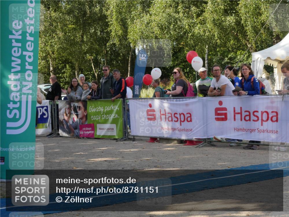 07.09.2025 - 19. Norderstedt Triathlon Zöllner http://msf.ph/oto/8781151 07.09.2025 10:57:02 Ziel 131, 651 meine-sportfotos.de