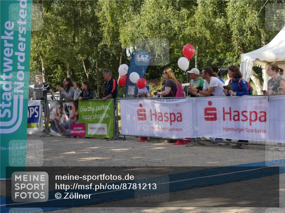 07.09.2025 - 19. Norderstedt Triathlon Zöllner http://msf.ph/oto/8781213 07.09.2025 10:57:32 Ziel 126, 636 meine-sportfotos.de