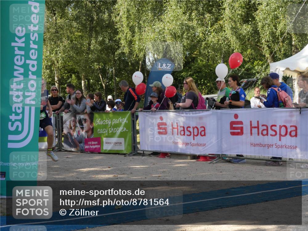 07.09.2025 - 19. Norderstedt Triathlon Zöllner http://msf.ph/oto/8781564 07.09.2025 10:58:34 Ziel 57, 693 meine-sportfotos.de