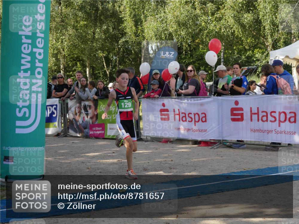 07.09.2025 - 19. Norderstedt Triathlon Zöllner http://msf.ph/oto/8781657 07.09.2025 10:58:43 Ziel 57, 129, 643 meine-sportfotos.de