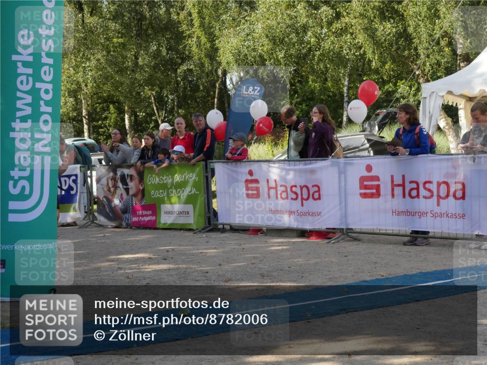 07.09.2025 - 19. Norderstedt Triathlon Zöllner http://msf.ph/oto/8782006 07.09.2025 11:00:46 Ziel 689 meine-sportfotos.de