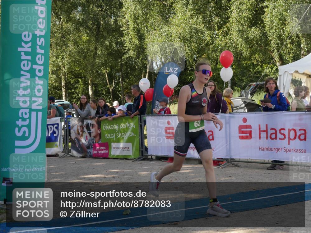 07.09.2025 - 19. Norderstedt Triathlon Zöllner http://msf.ph/oto/8782083 07.09.2025 11:01:15 Ziel 62, 123, 127 meine-sportfotos.de