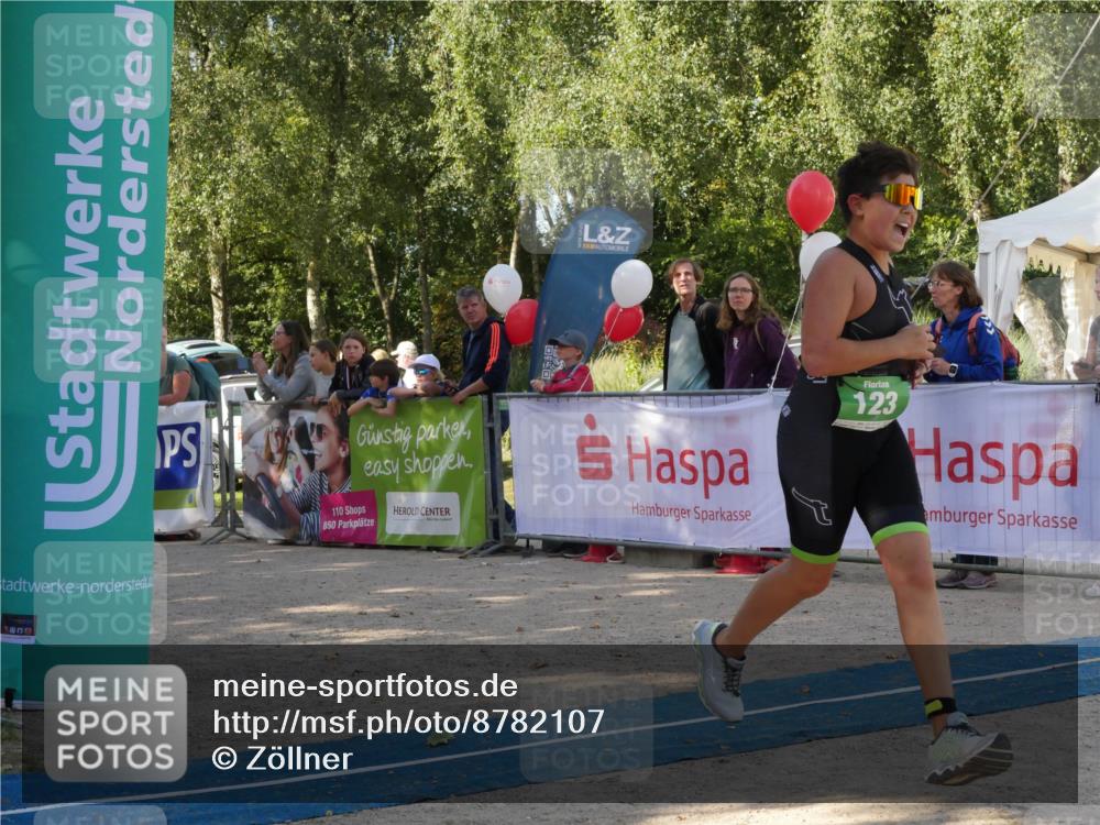 07.09.2025 - 19. Norderstedt Triathlon Zöllner http://msf.ph/oto/8782107 07.09.2025 11:01:17 Ziel 62, 123, 127 meine-sportfotos.de