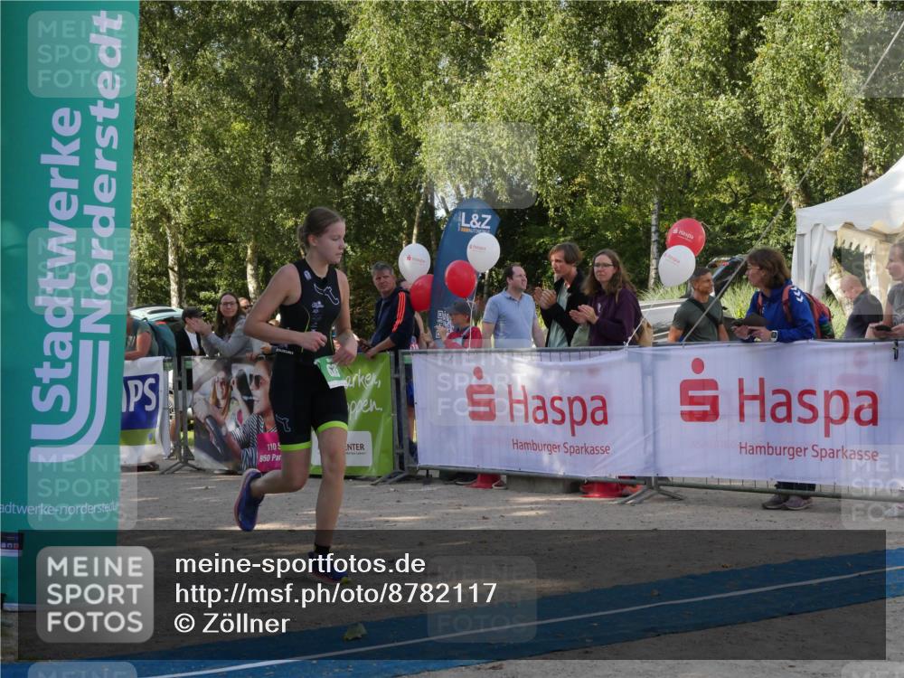 07.09.2025 - 19. Norderstedt Triathlon Zöllner http://msf.ph/oto/8782117 07.09.2025 11:01:24 Ziel 635 meine-sportfotos.de
