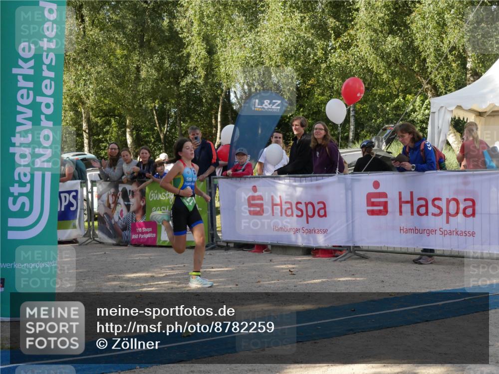07.09.2025 - 19. Norderstedt Triathlon Zöllner http://msf.ph/oto/8782259 07.09.2025 11:02:11 Ziel 111 meine-sportfotos.de