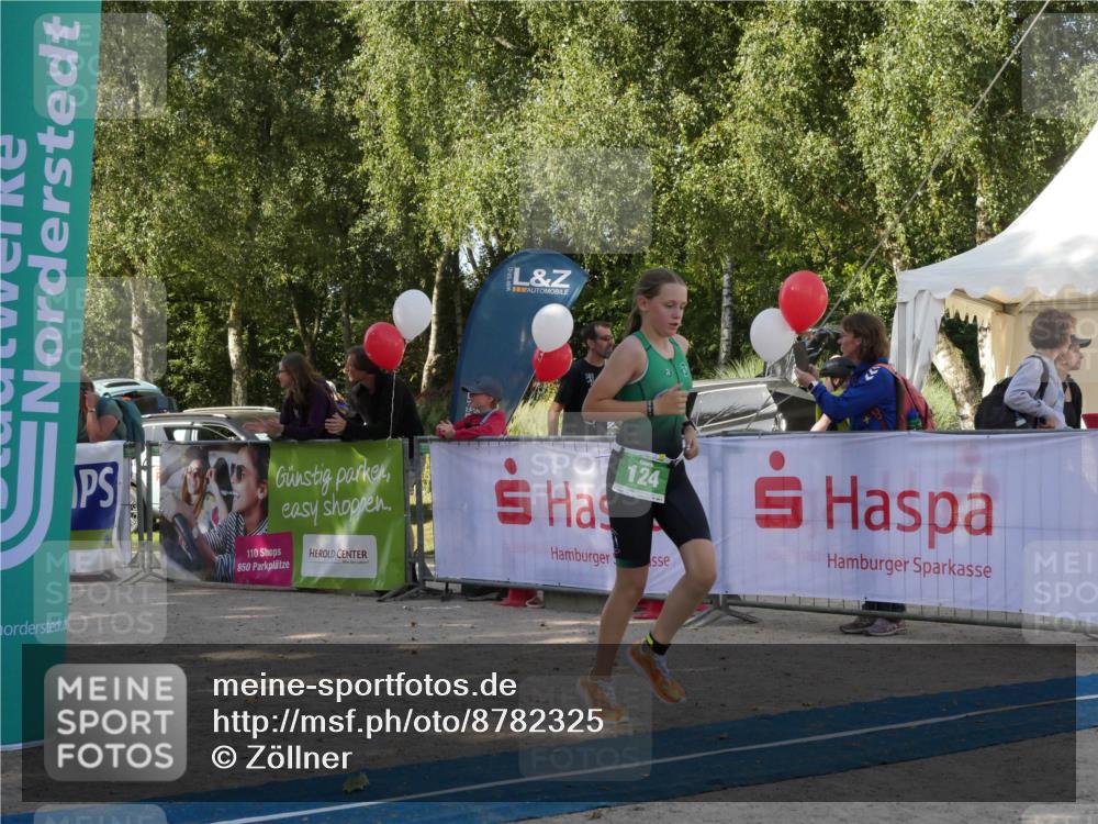 07.09.2025 - 19. Norderstedt Triathlon Zöllner http://msf.ph/oto/8782325 07.09.2025 11:03:04 Ziel 56, 66, 124 meine-sportfotos.de