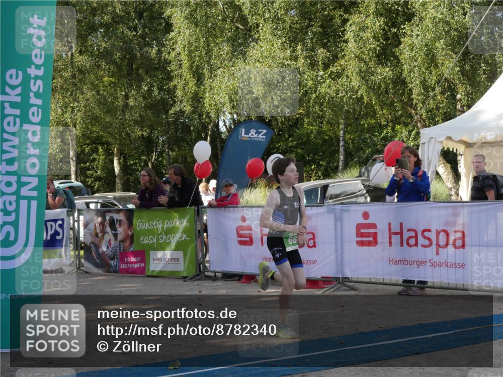 07.09.2025 - 19. Norderstedt Triathlon Zöllner http://msf.ph/oto/8782340 07.09.2025 11:03:08 Ziel 56, 66, 124 meine-sportfotos.de