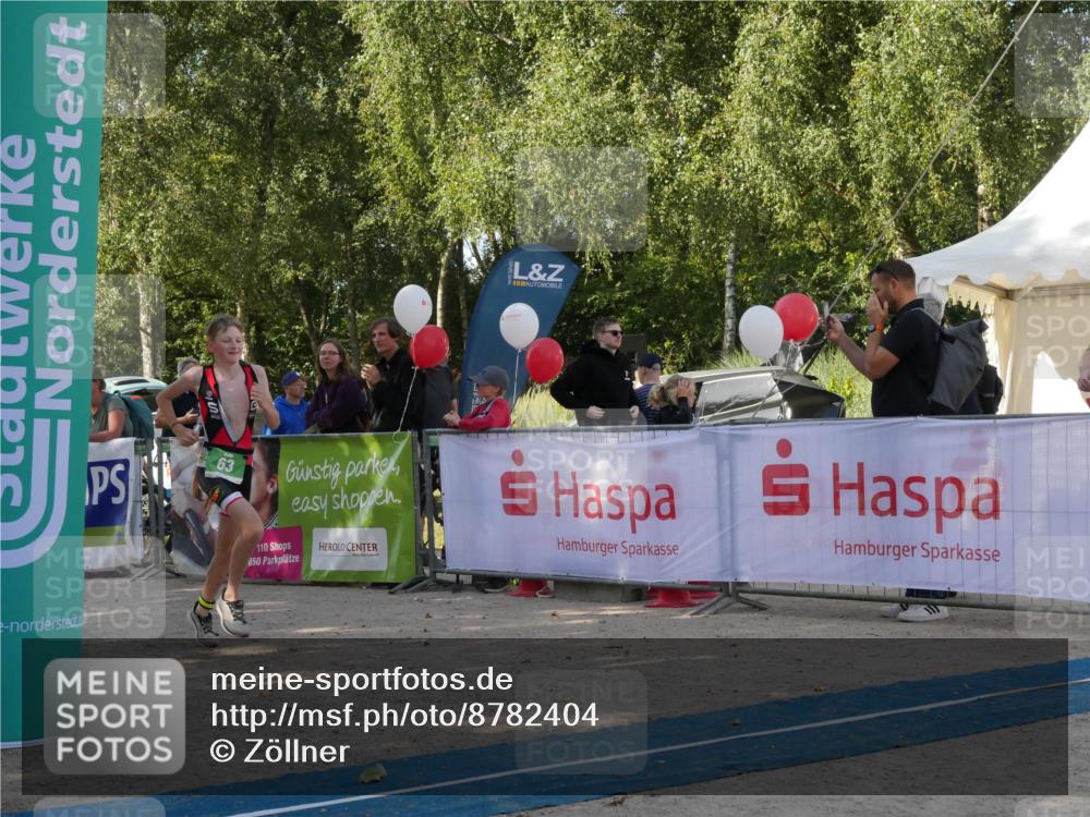 07.09.2025 - 19. Norderstedt Triathlon Zöllner http://msf.ph/oto/8782404 07.09.2025 11:04:00 Ziel 63, 113 meine-sportfotos.de