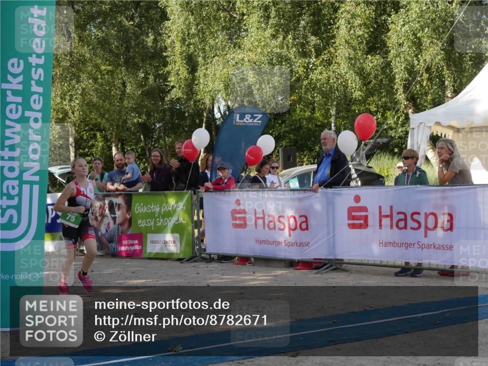 07.09.2025 - 19. Norderstedt Triathlon Zöllner http://msf.ph/oto/8782671 07.09.2025 11:07:10 Ziel 75 meine-sportfotos.de