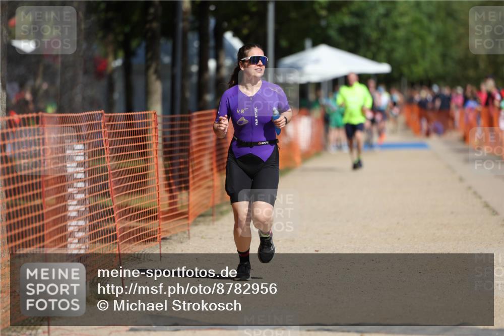 07.09.2025 - 19. Norderstedt Triathlon Michael Strokosch http://msf.ph/oto/8782956 07.09.2025 12:14:10 Laufen 1246, 1334 meine-sportfotos.de