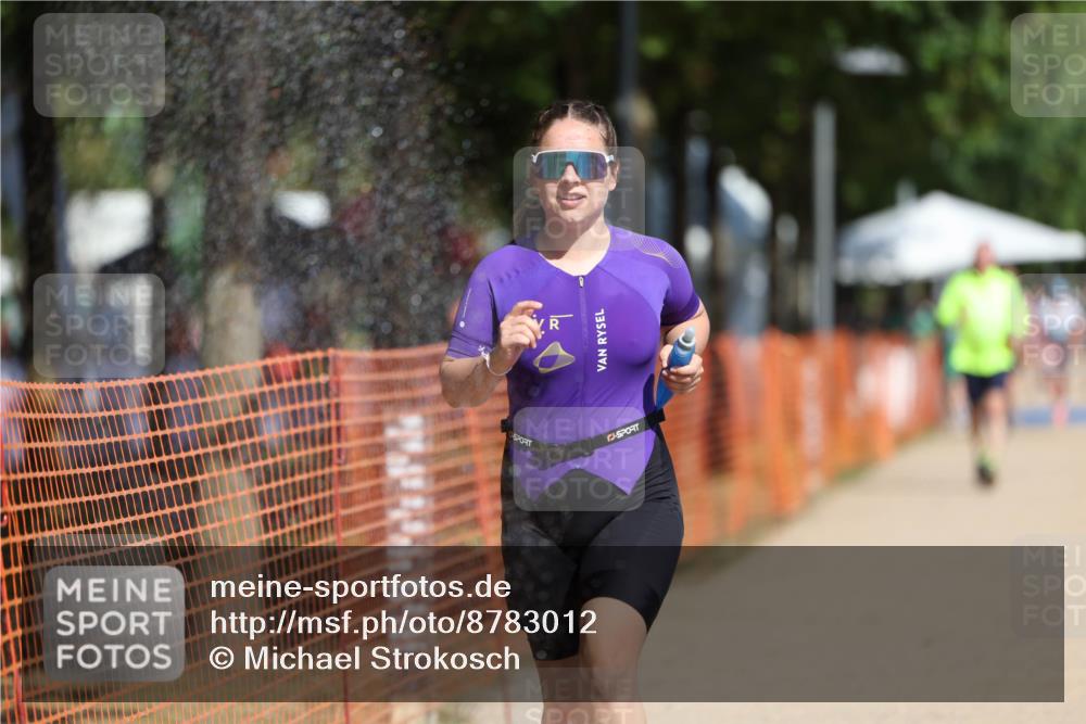 07.09.2025 - 19. Norderstedt Triathlon Michael Strokosch http://msf.ph/oto/8783012 07.09.2025 12:14:13 Laufen 1246 meine-sportfotos.de