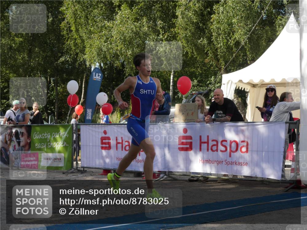 07.09.2025 - 19. Norderstedt Triathlon Zöllner http://msf.ph/oto/8783025 07.09.2025 11:46:22 Ziel 1165 meine-sportfotos.de