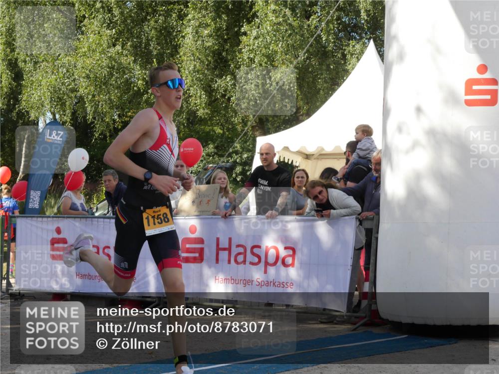 07.09.2025 - 19. Norderstedt Triathlon Zöllner http://msf.ph/oto/8783071 07.09.2025 11:47:42 Ziel 1158 meine-sportfotos.de